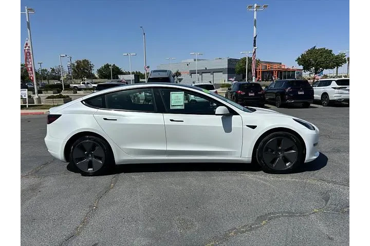 $29995 : Tesla Model 3 2023 4dr Sedan image 8