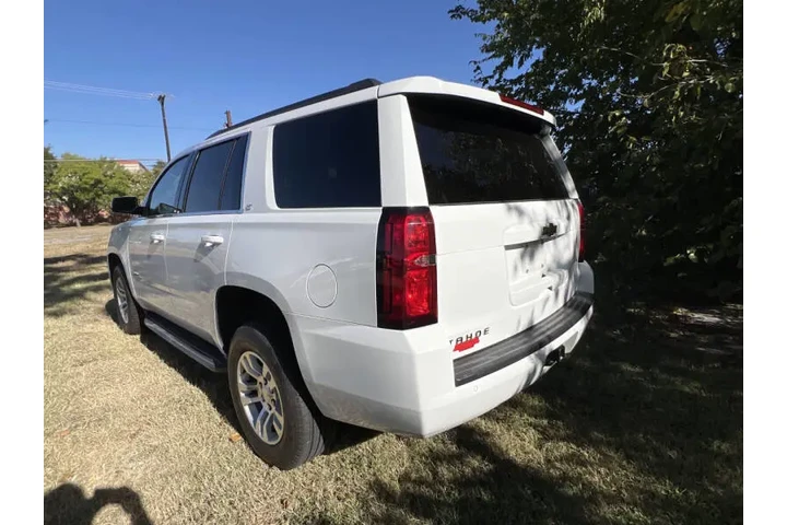 $23995 : 2017 Tahoe LT image 6