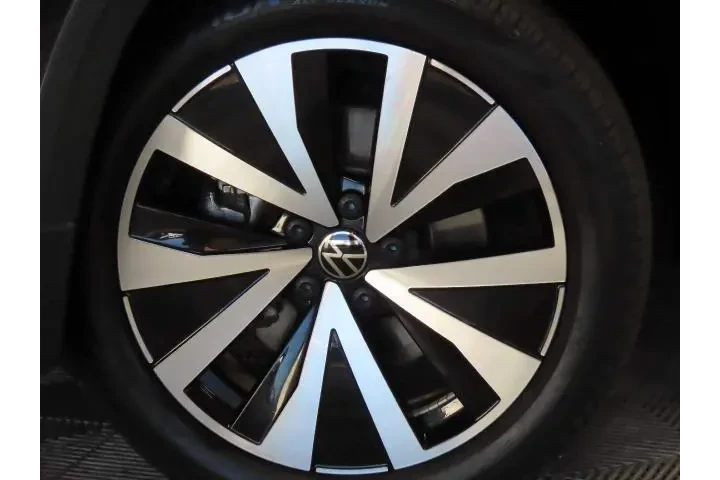 $22281 : Volkswagen Taos 2024 SE 4dr image 6