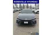 Toyota Camry 2025 SE 4dr Sed