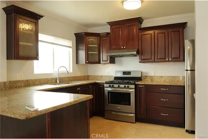 $1100 : Redondo Beach Apartamento 1B1B image 6