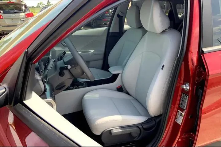 $22453 : Hyundai KONA 2025 SE 4dr Cro image 7