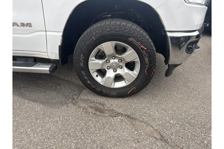 $37603 : Ram 1500 2024 4x4 Big Horn 4 image 4