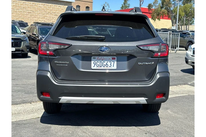 $29995 : Subaru Outback 2023 AWD Limi image 9