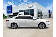 $18035 : Lexus ES 350 2016 4dr Sedan thumbnail