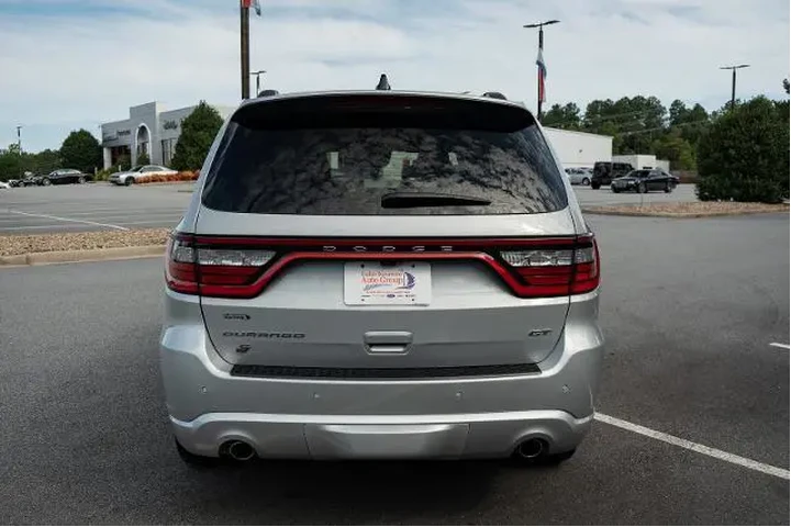 $31353 : Dodge Durango 2023 AWD GT 4d image 8