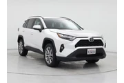 Toyota RAV4 2023 AWD XLE Pre