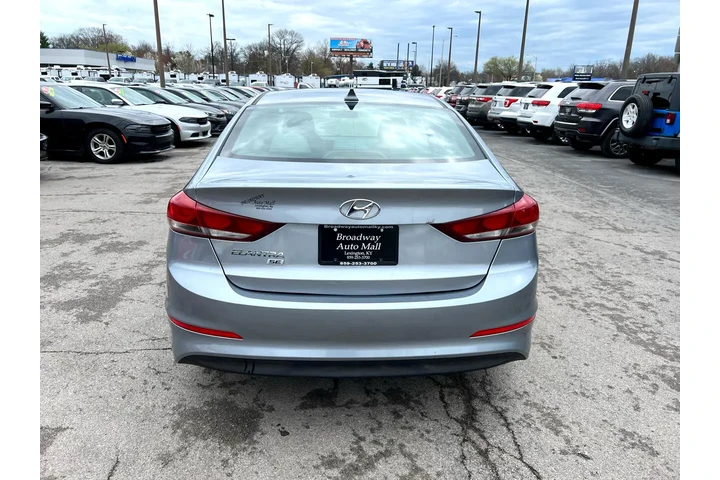 $8980 : 2017 Elantra SE 2.0L Auto (Al image 3