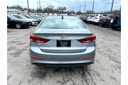 $8980 : 2017 Elantra SE 2.0L Auto (Al thumbnail