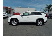 $20888 : Toyota RAV4 2021 XLE 4dr SUV thumbnail