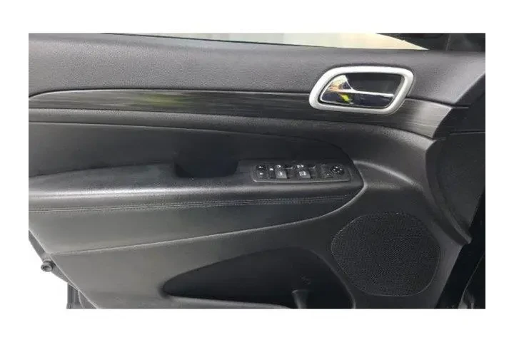 $25870 : Jeep Grand Cherokee 2021 4x4 image 7