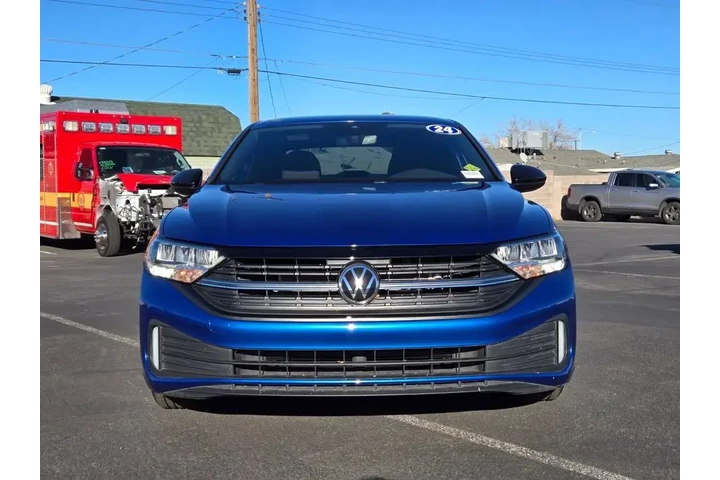 $20991 : Volkswagen Jetta 2024 Sport image 7