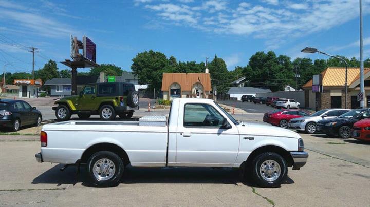 $5599 : 1998 Ranger XLT image 3