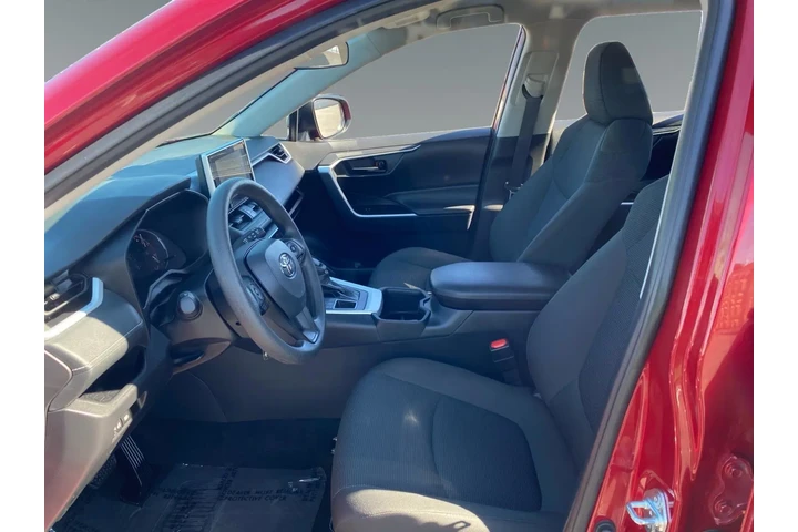 $33534 : Toyota RAV4 2025 AWD LE 4dr image 9