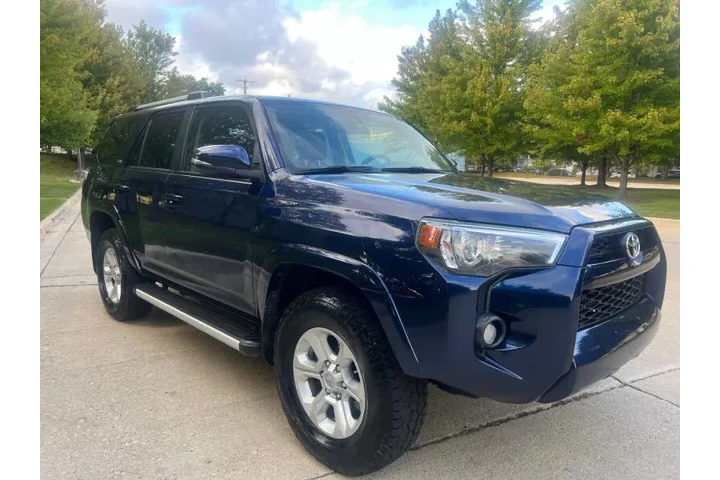 $19991 : 2019 4Runner SR5 Premium image 4