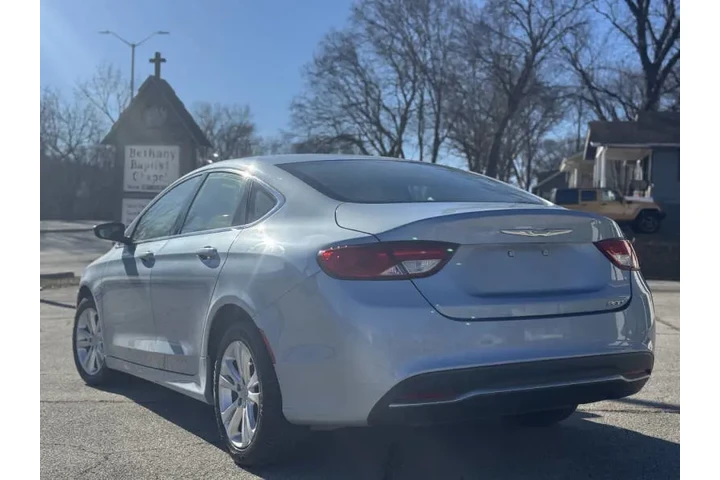 $6999 : 2015 200 Limited image 7