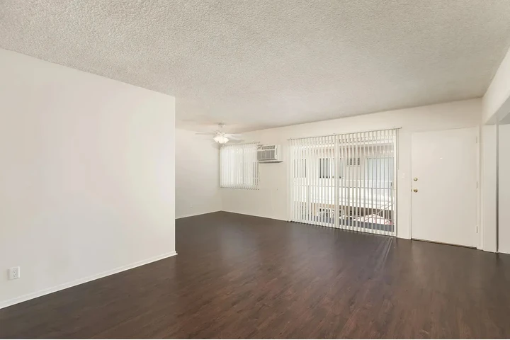 $1100 : Apartamento cómodo y moderno image 6