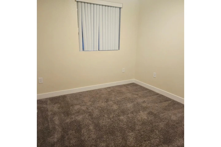 $850 : SE RENTA CUARTO image 2