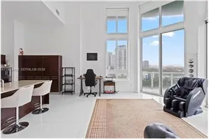 $4200 : Rental property with 2 bedro image 2