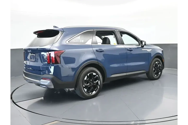 $30795 : Kia Sorento 2025 S 4dr SUV image 6