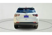 $25975 : Jeep Compass 2025 4x4 Limite thumbnail