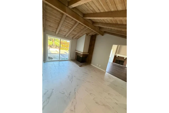 $900 : Home Rent ..Corona Del Mar, CA image 2