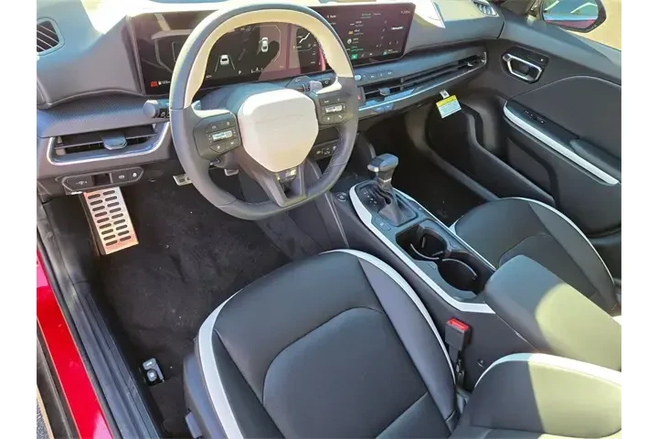 $28588 : Kia K4 2025 GT-Line Turbo 4d image 9