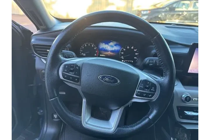 $23258 : Ford Explorer 2021 XLT 4dr S image 10