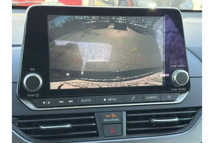 $20495 : Nissan Altima 2024 2.5 SR 4d image 6