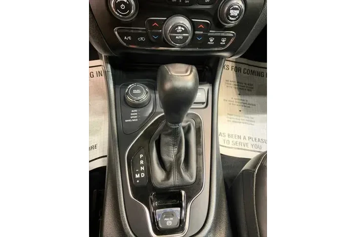 $30888 : Jeep Cherokee 2022 4x4 Limit image 8