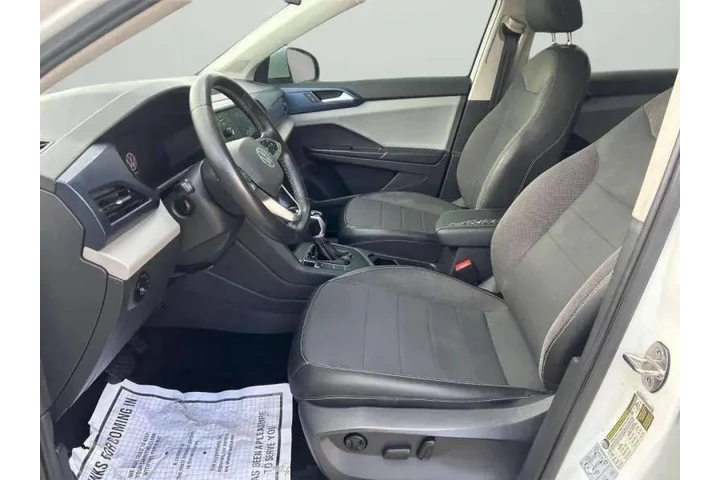 $11900 : 2022 Taos SE image 10