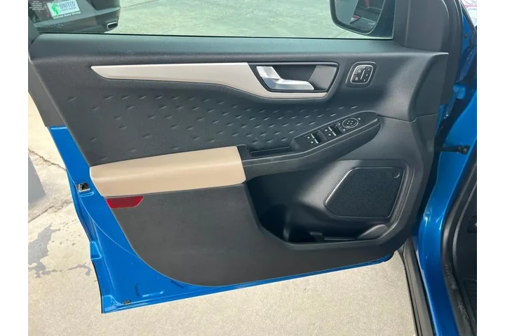 2020 Escape SEL AWD image 10