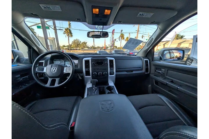 $12995 : 2010 RAM 1500 ST Crew Cab 2WD image 9