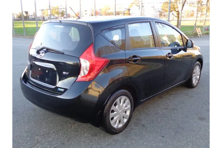 $6450 : 2014 Versa Note S Plus image 4