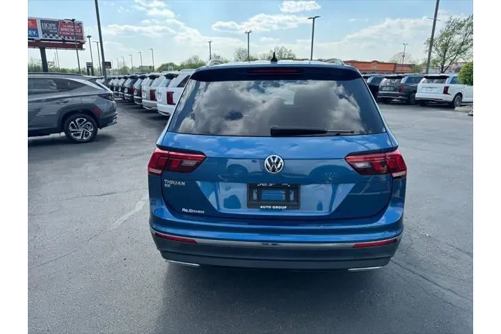 $12990 : Volkswagen Tiguan 2020 SE 4d image 6