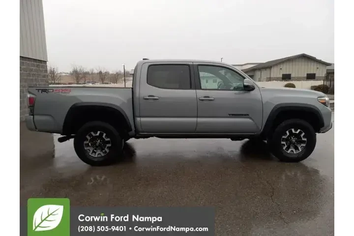 $37979 : Toyota Tacoma 2021 4x4 TRD O image 2
