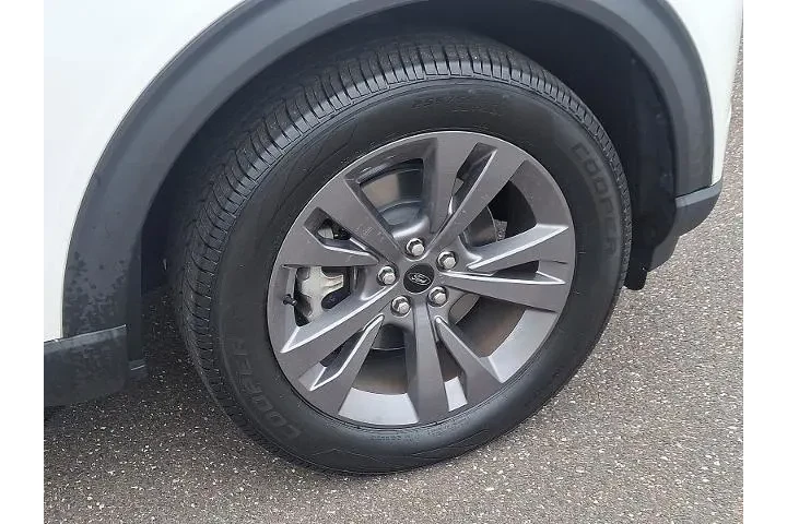 $24249 : Ford Explorer 2022 AWD XLT 4 image 8