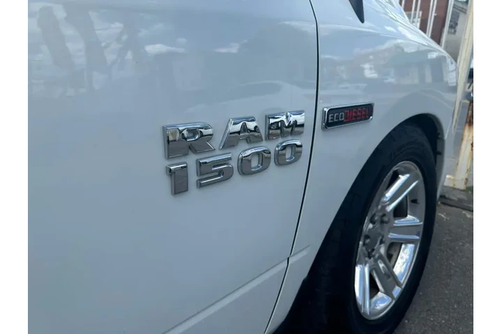 $24999 : Used 2016 1500 4WD Crew Cab 1 image 8