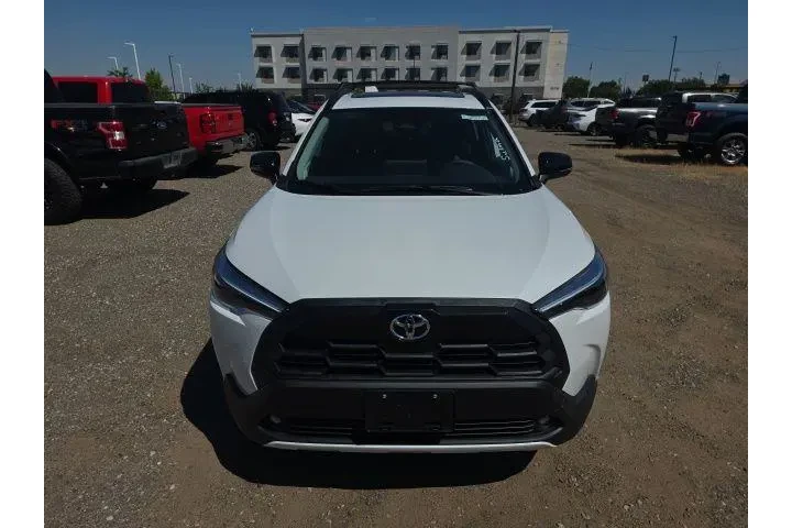 $36900 : Toyota Corolla Cross 2026 XL image 2