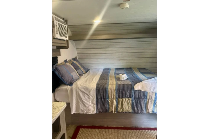 $1200 : Efficienty image 2
