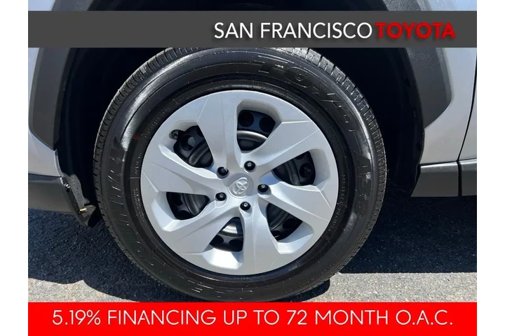 $32990 : 2025 RAV4 LE image 9