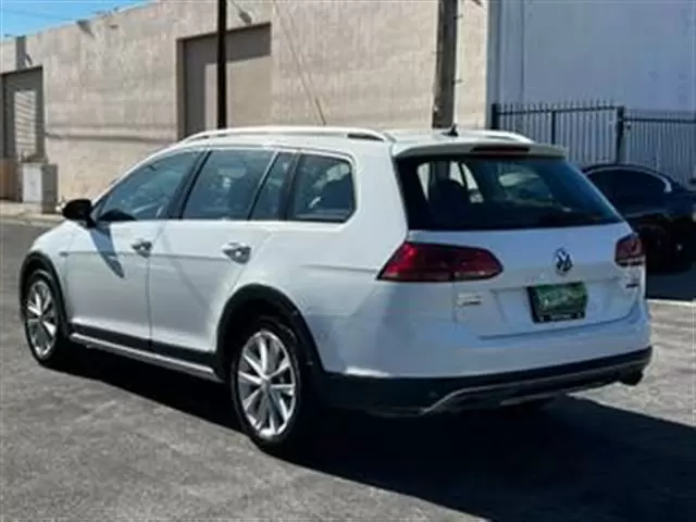 $16990 : 2017 VOLKSWAGEN GOLF ALLTRACK image 7