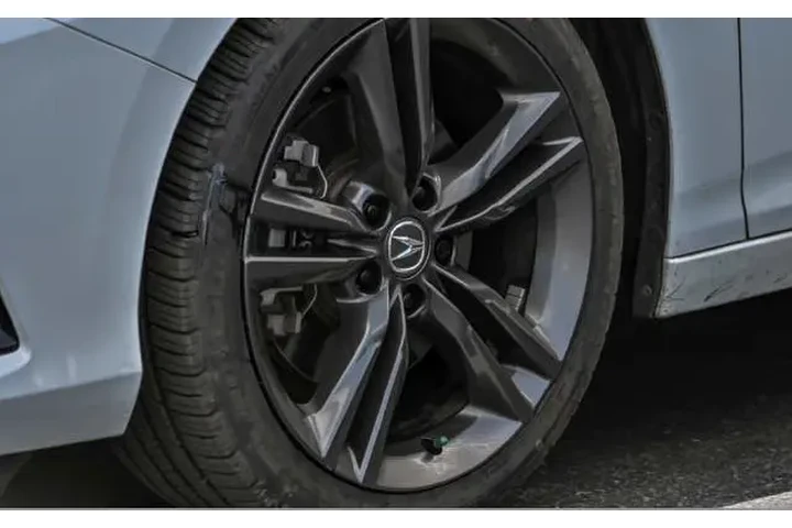 $23490 : Acura Integra 2023 4dr Liftb image 4