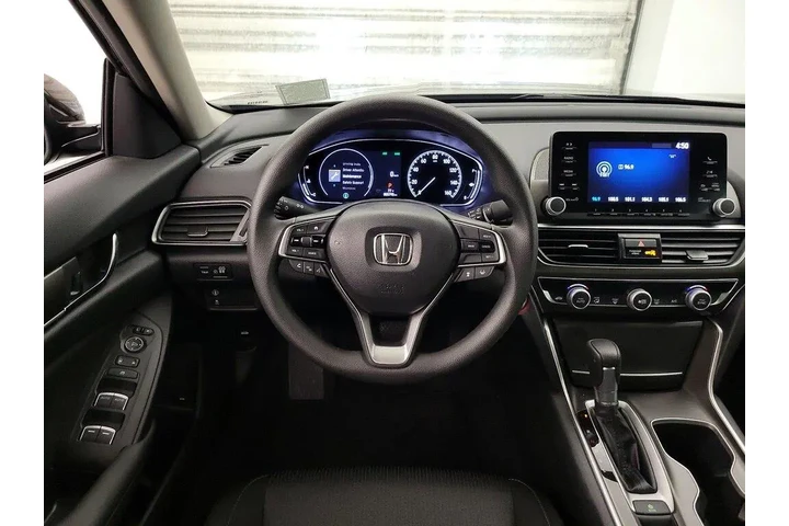 $25998 : Honda Accord 2020 LX 4dr Sed image 10