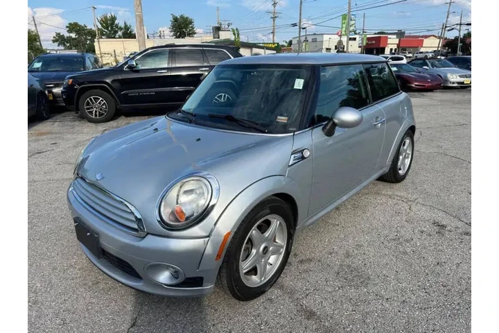 $6900 : 2010 MINI Cooper image 4