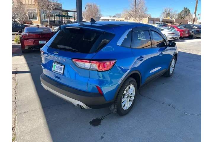 2022 Escape S image 5