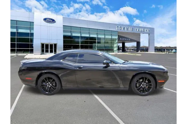 $14351 : Dodge Challenger 2016 SXT 2d image 5