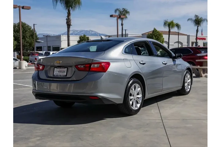 $19984 : Chevrolet Malibu 2024 LT 4dr image 7