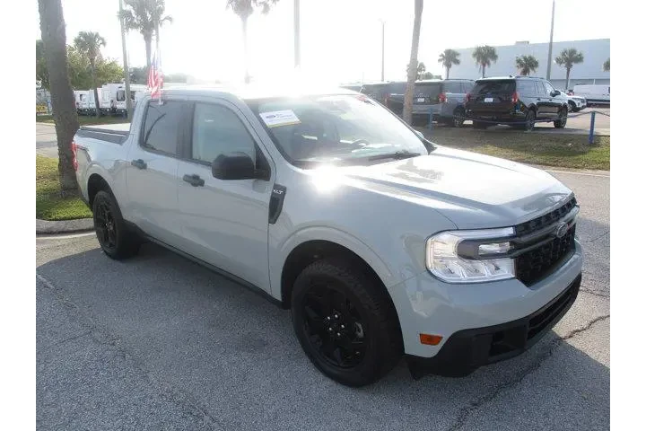 $25995 : Ford Maverick 2022 AWD XLT 4 image 1
