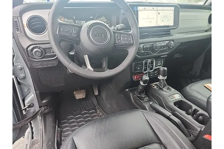 $38998 : Jeep Wrangler 2025 4x4 Sport image 9